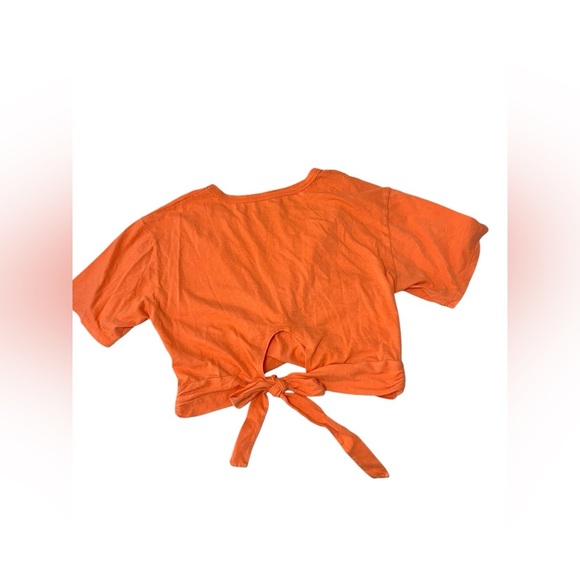 Aerie Cropped Wrap Back T-Shirt in Orange Size M - Picture 3 of 6